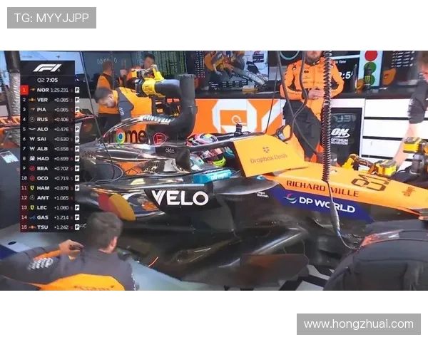 F1赛季高潮再现 汉密尔顿与维斯塔潘激烈争夺冠军引爆全球关注